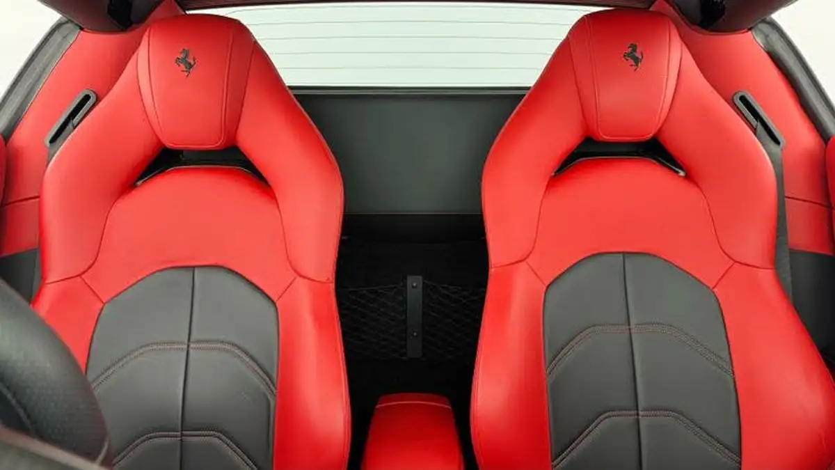 2017-ferrari-488-39-488-spider-big-5
