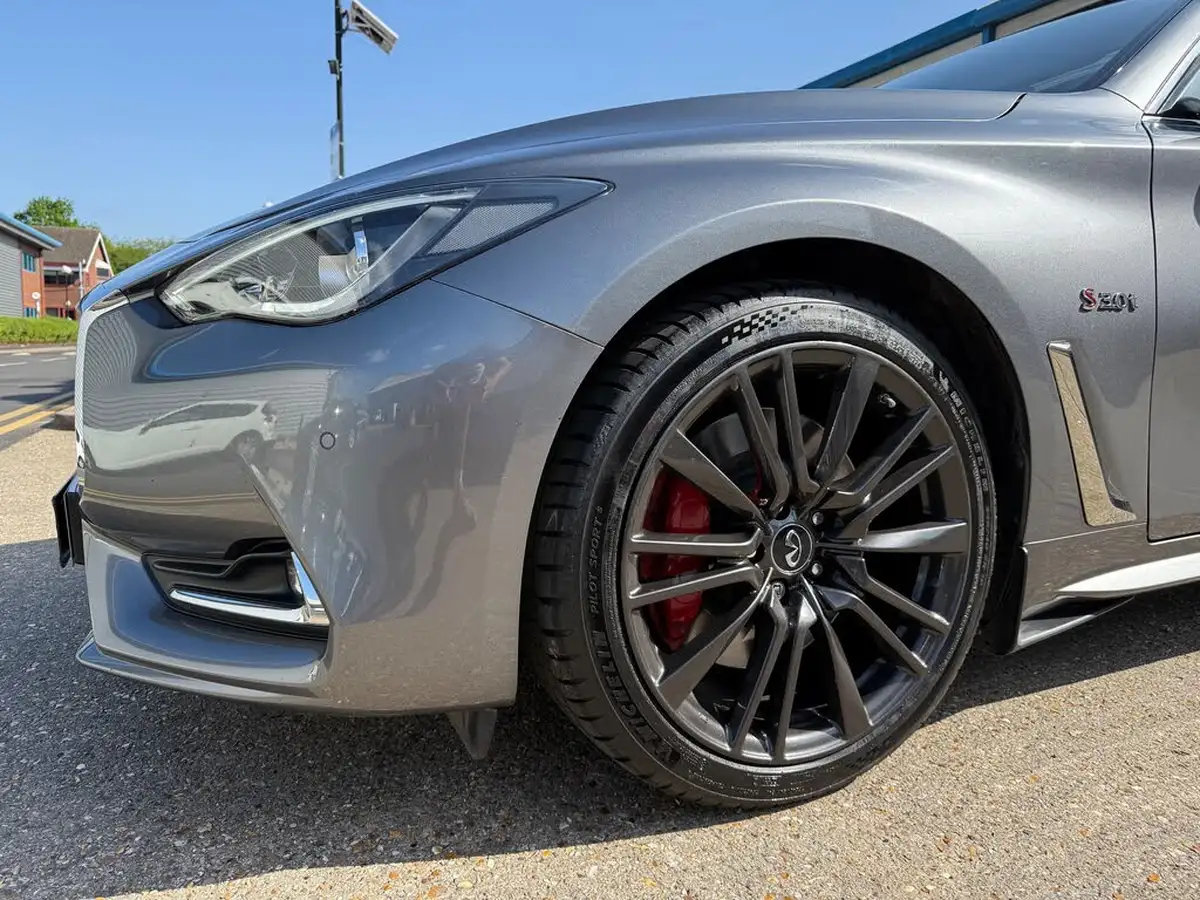 2018-infiniti-q60-30t-sport-tech-big-6