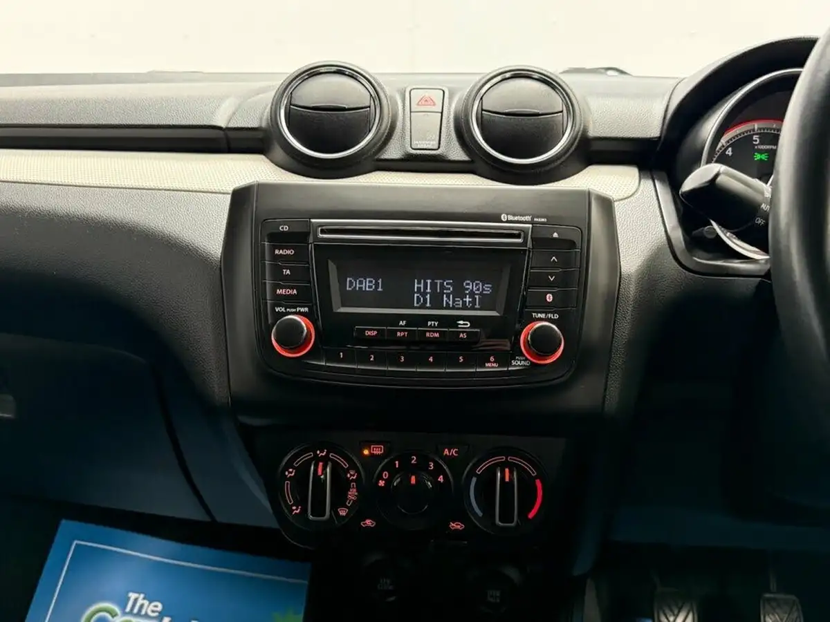 2022-suzuki-swift-12-dualjet-sz-l-big-23