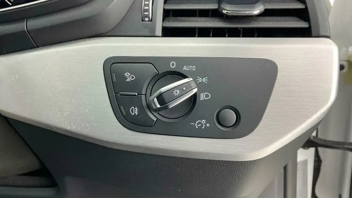 2022-audi-a5-20-40-tdi-s-line-sportback-5d-big-19