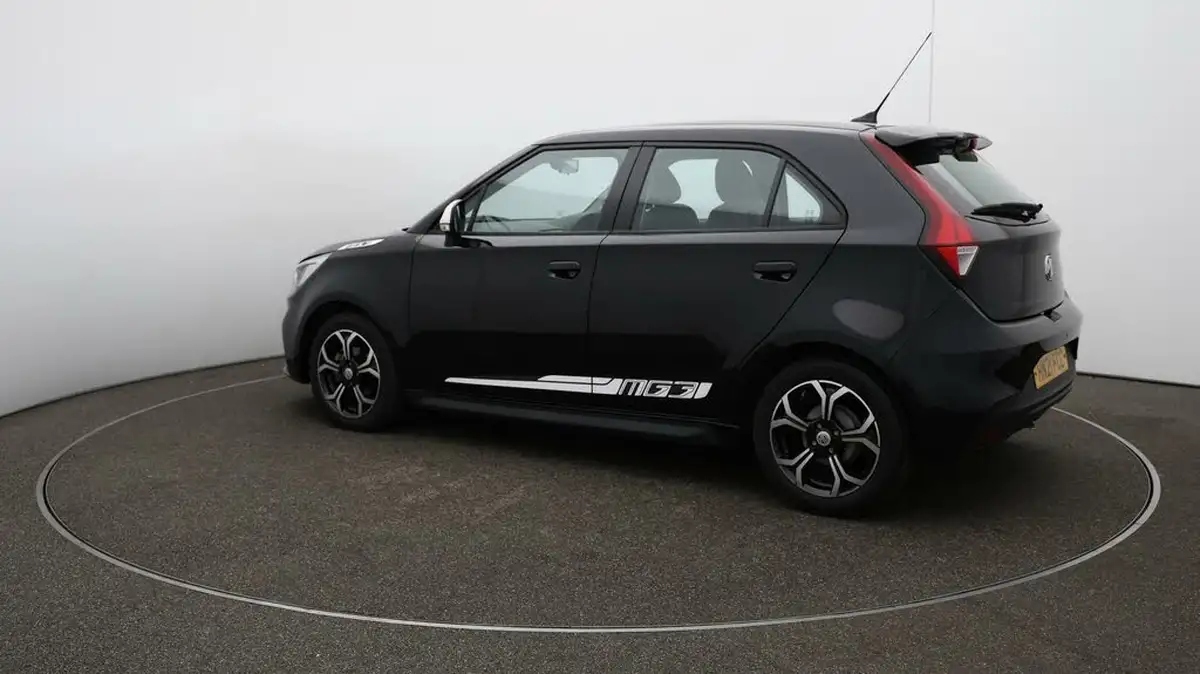 2021-mg-mg3-15-vti-tech-exclusive-nav-big-27