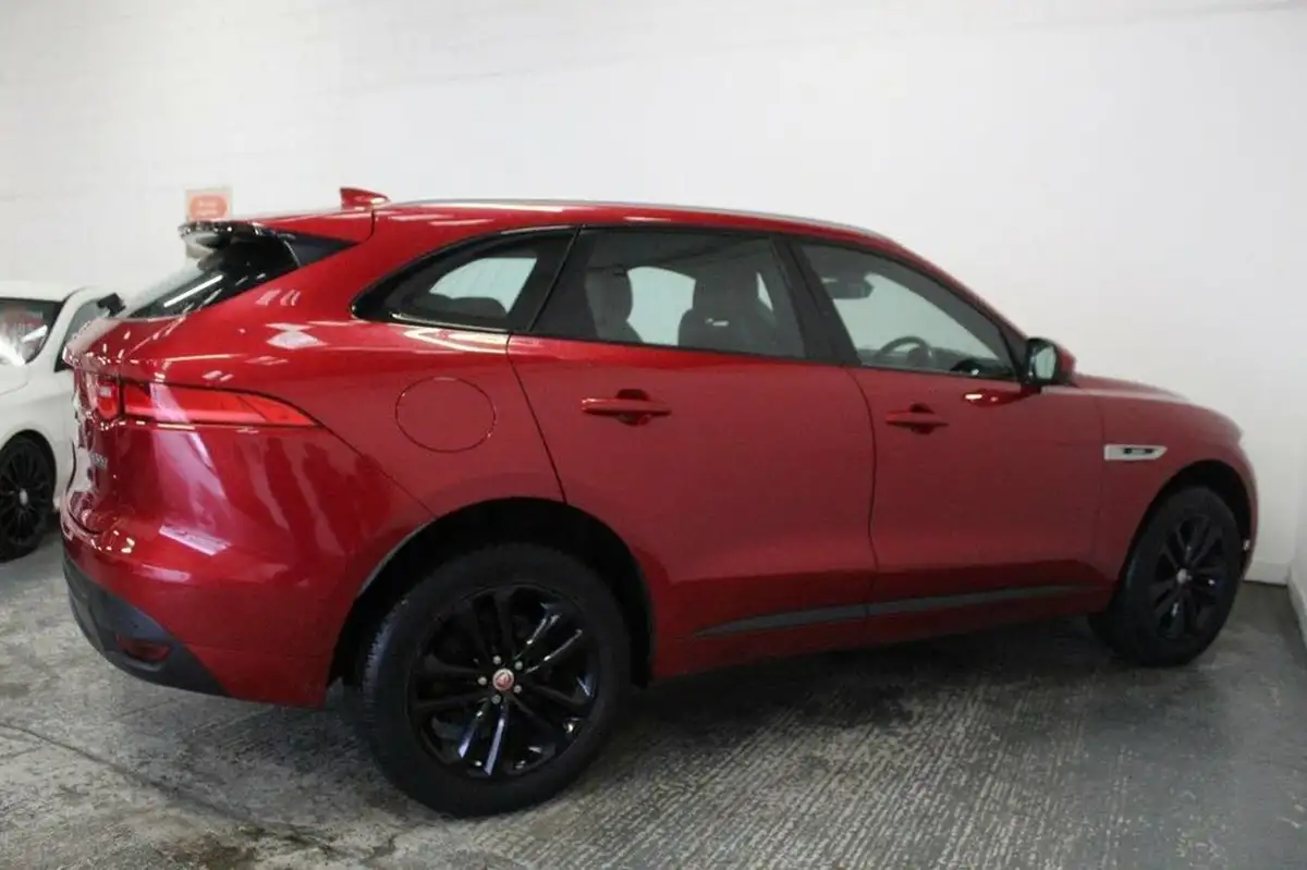 2016-jaguar-f-pace-20-i4d-r-sport-awd-auto-big-7