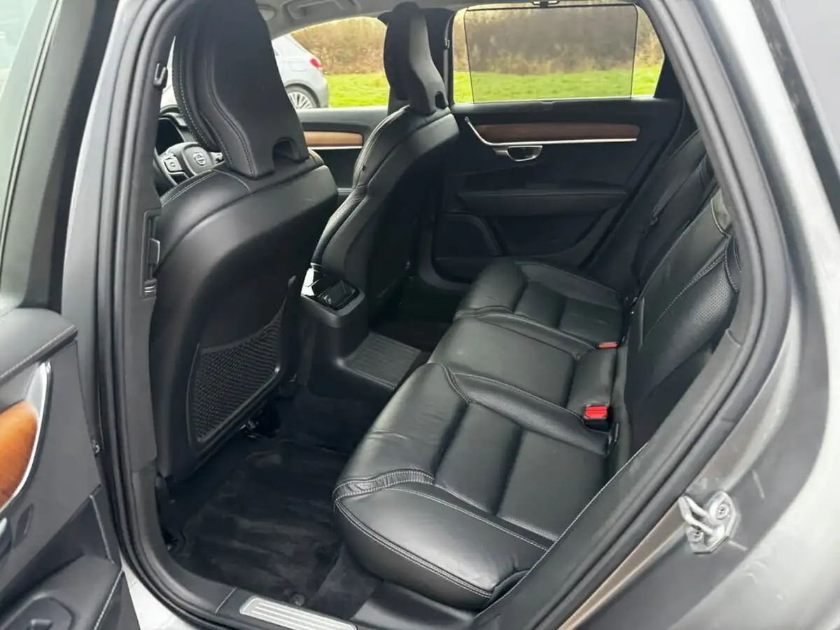 2019-volvo-v90-20-t8-inscription-plus-big-20