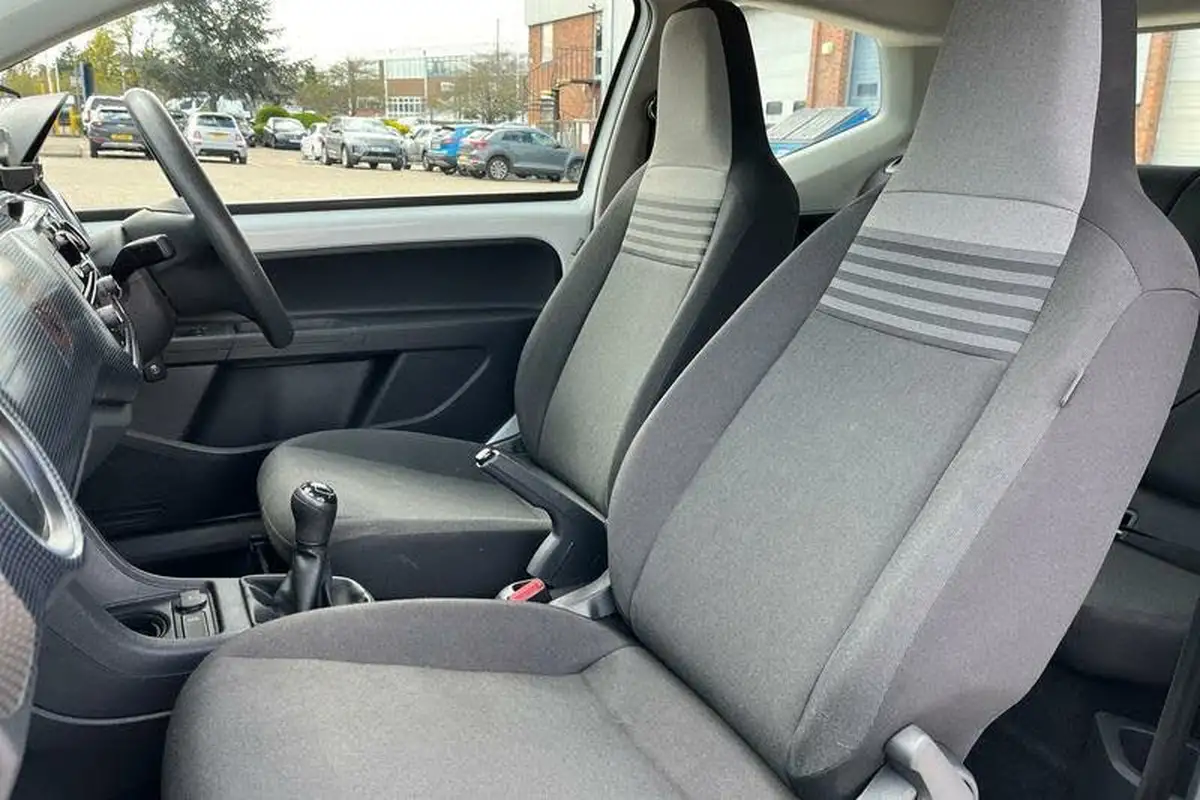 2021-volkswagen-up-10-up-65ps-sre-bmt-evo-3d-big-18