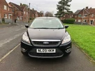 2009-ford-focus-16-zetec-hatchback-5d-small-1