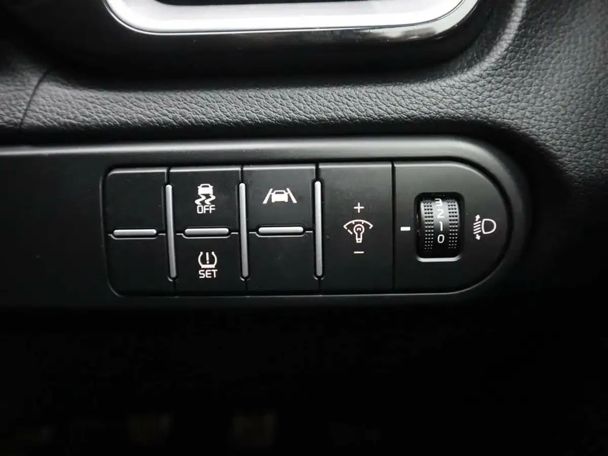 2021-kia-pro-ceed-15-t-gdi-gt-line-big-27