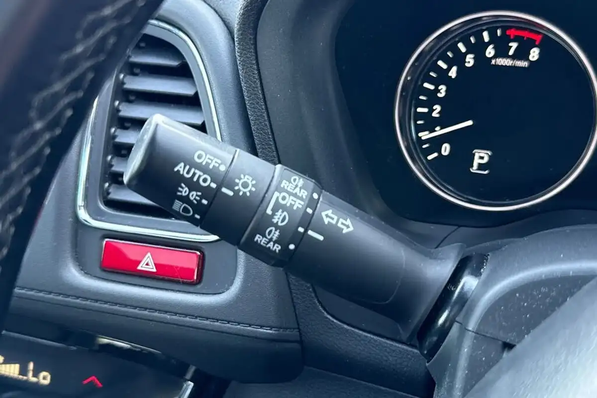 2016-honda-hr-v-15-i-vtec-ex-cvt-big-33