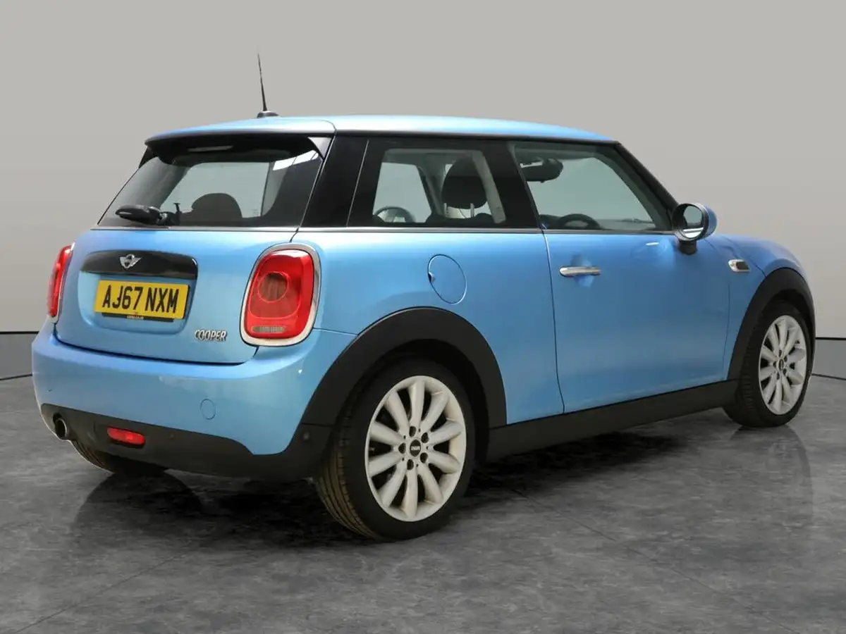 2017-mini-cooper-15-cooper-ss-hatchback-3d-big-7