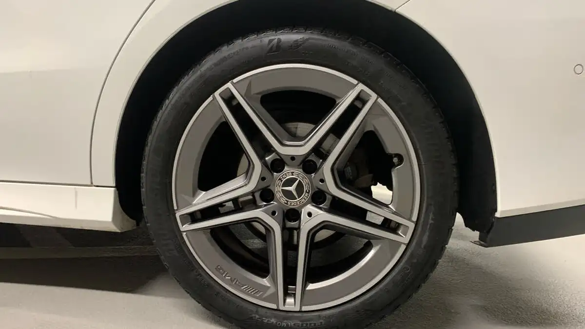 2020-mercedes-benz-cla-13-cla-180-amg-line-premium-coupe-4d-big-14