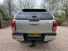 2018-toyota-hi-lux-24d-invincible-ss-auto-small-5