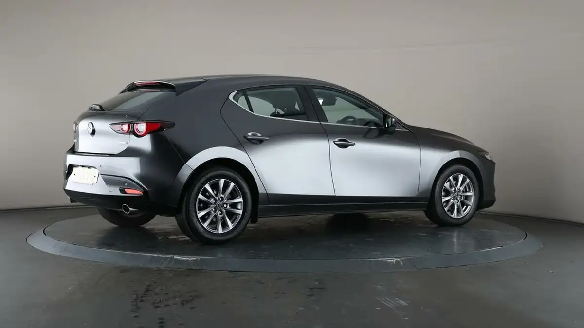 2022-mazda-mazda3-20-se-l-lux-122ps-hatchback-5d-auto-big-55