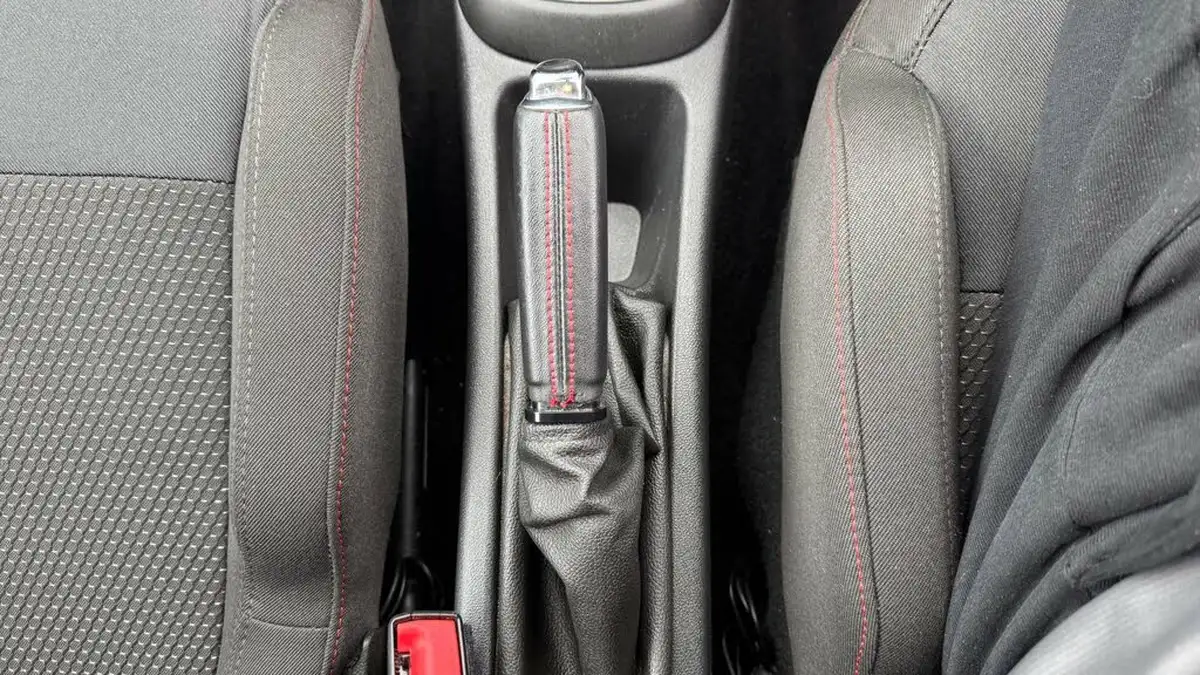 2018-vauxhall-corsa-14i-sport-75ps-3d-big-22