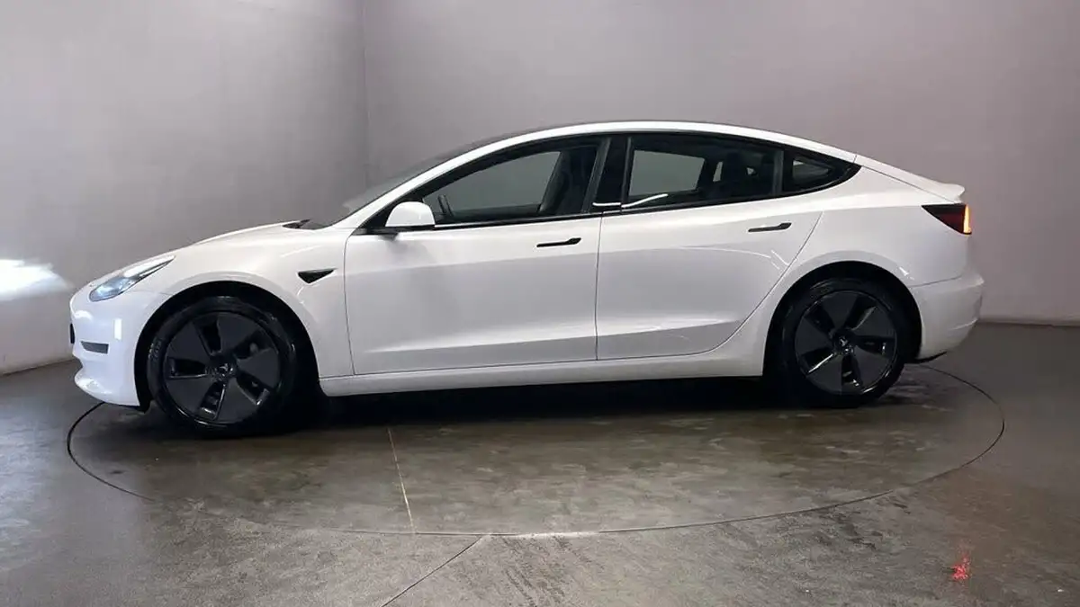 2021-tesla-model-3-e-long-range-4x4-big-4