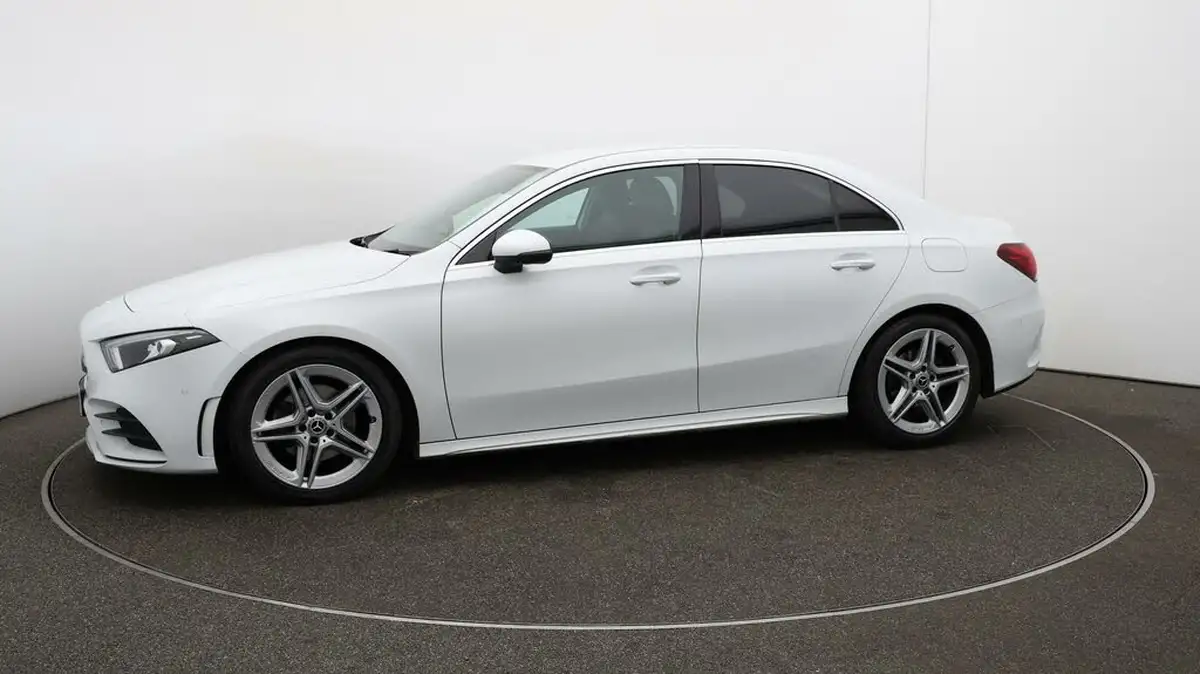 2020-mercedes-benz-a-class-13-a180-amg-line-executive-saloon-4d-7g-dct-big-58