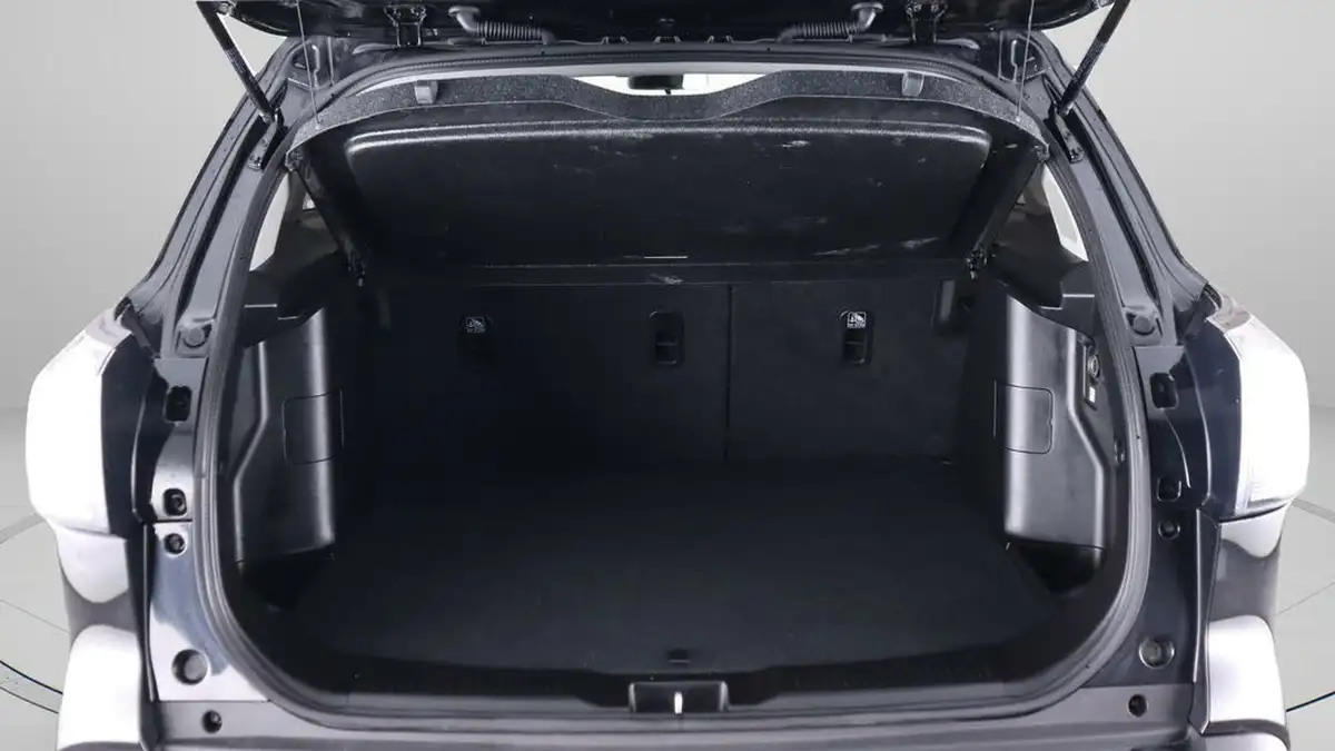2023-suzuki-s-cross-14-boosterjet-motion-big-15
