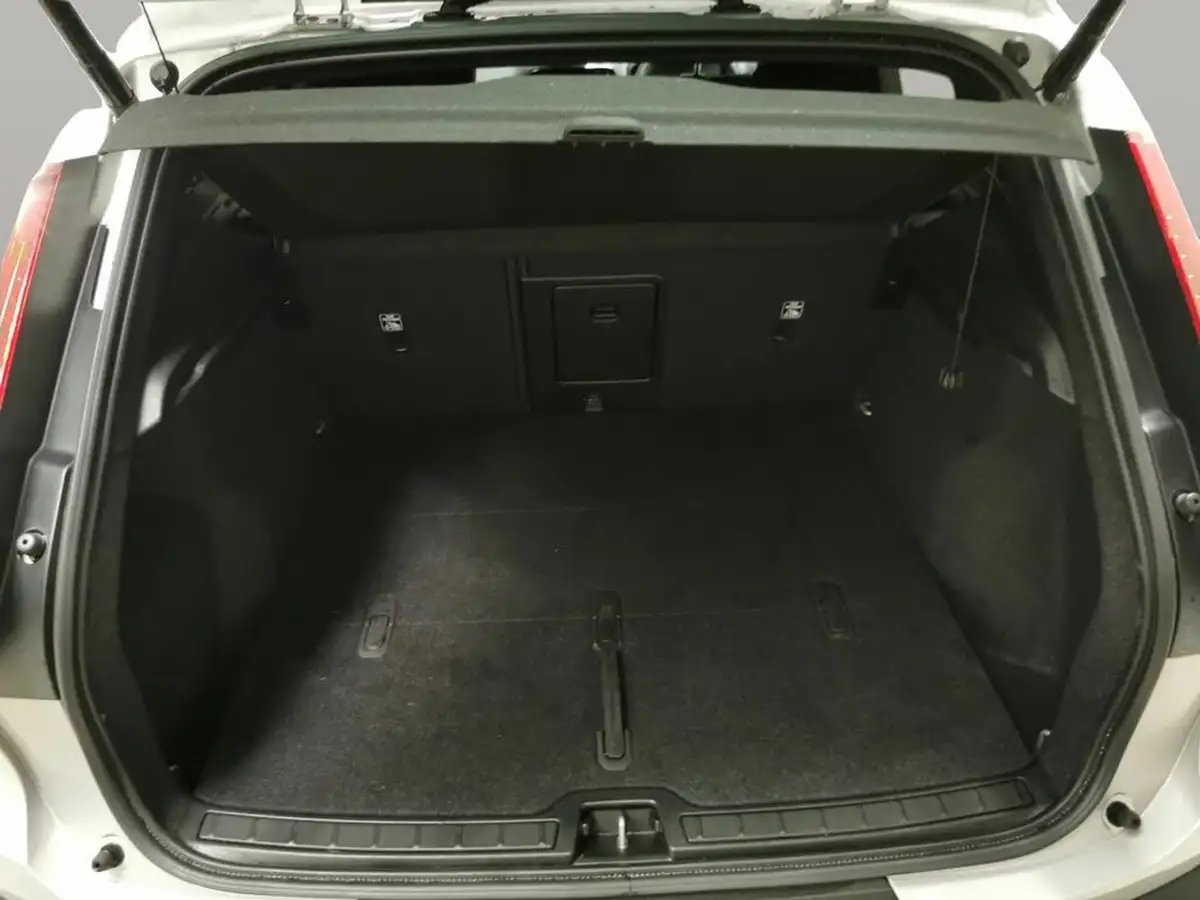 2023-volvo-xc40-e-twin-recharge-plus-big-35