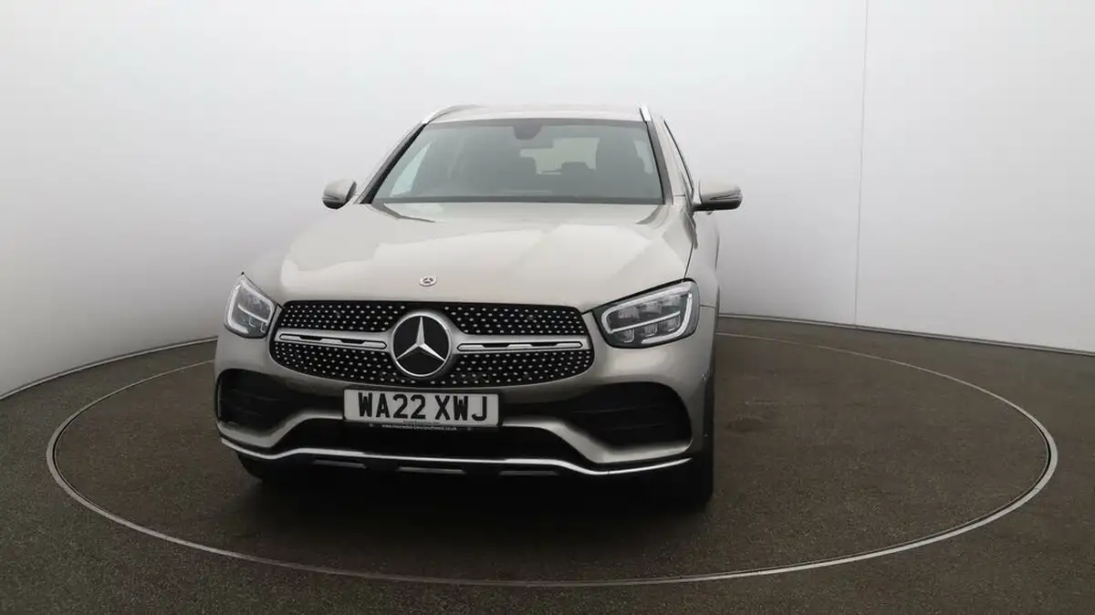 2022-mercedes-benz-glc-class-20d-glc220d-amg-line-195ps-station-wagon-5d-1950cc-4matic-plus-big-32