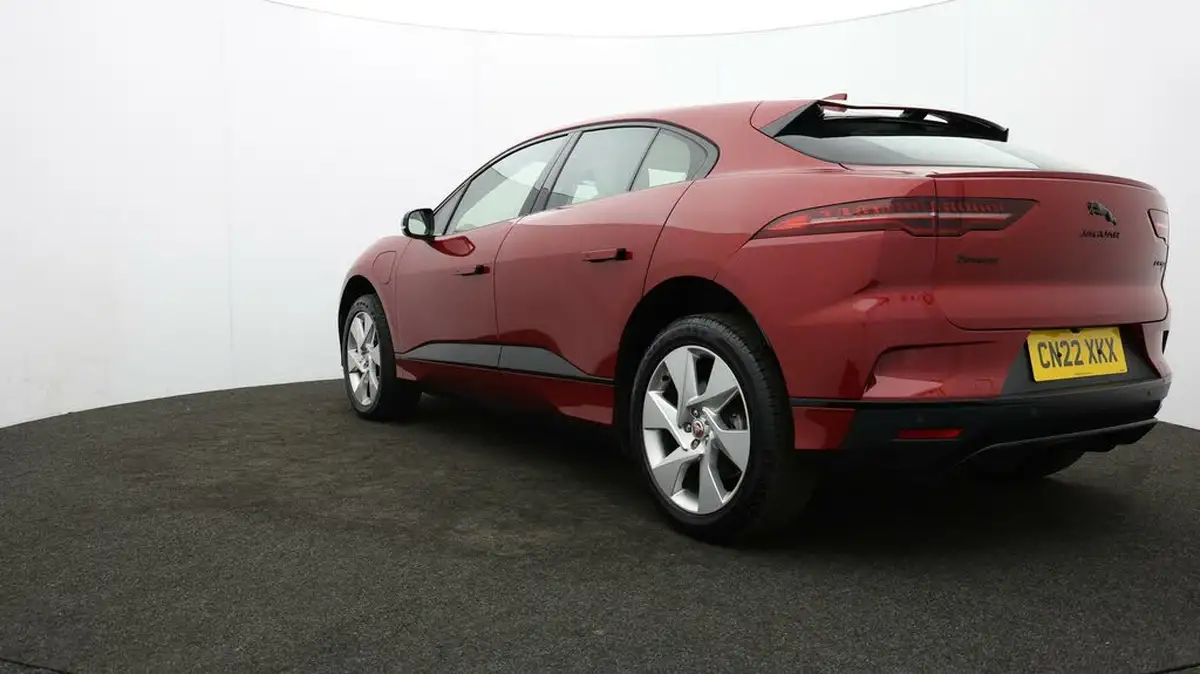 2022-jaguar-i-pace-ev400-se-big-70