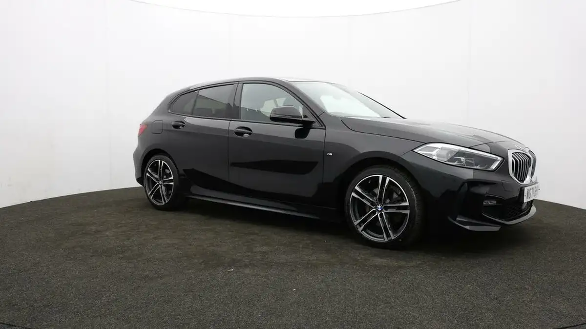 2021-bmw-1-series-15-118i-m-sport-lcp-dct-big-37