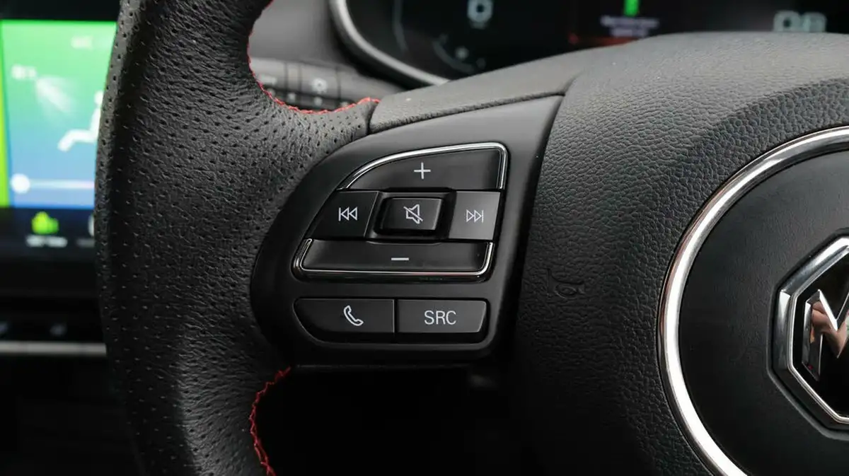 2023-mg-zs-suv-15-vti-tech-exclusive-big-22