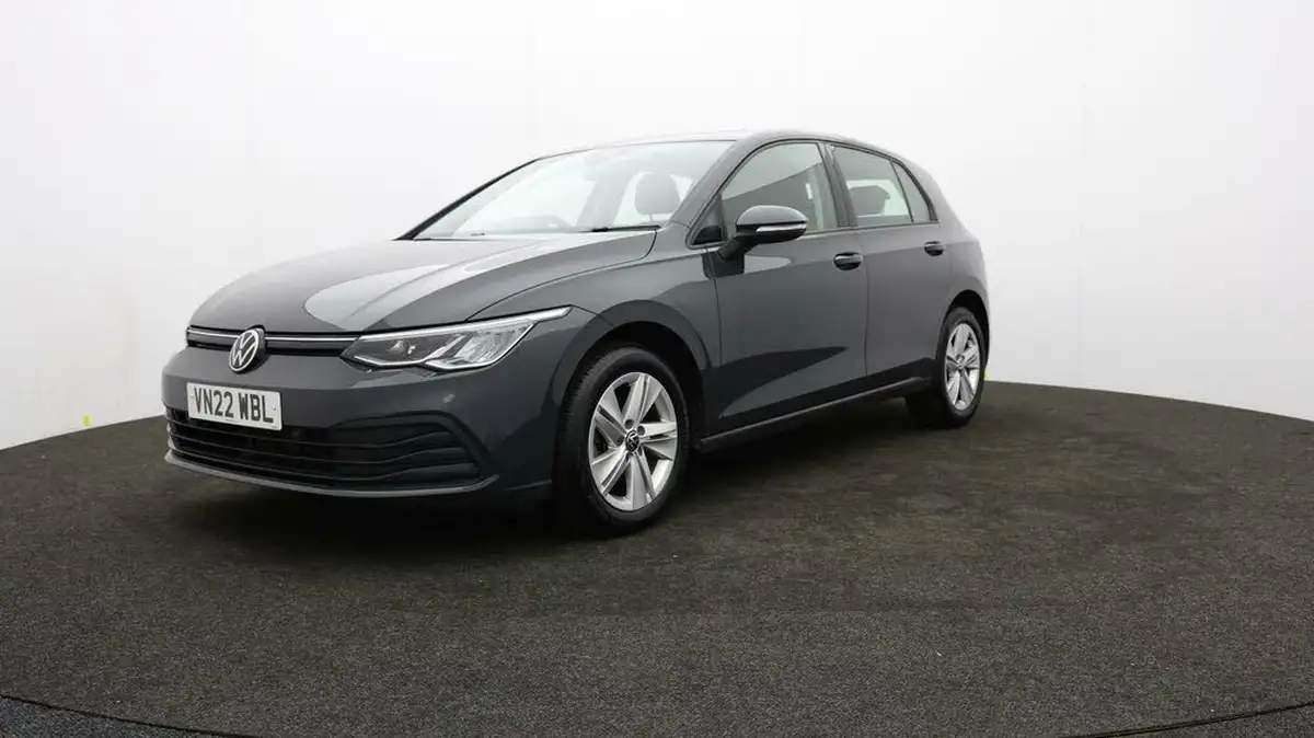 2022-volkswagen-golf-15-tsi-life-130ps-hatchback-big-51