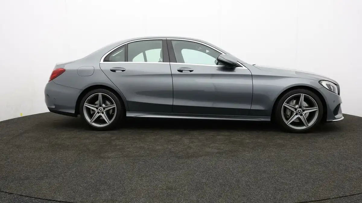2018-mercedes-benz-c-class-21d-c220d-amg-line-ss-saloon-4d-9g-tronic-plus-big-32