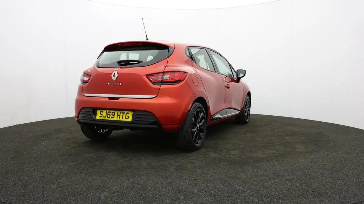2019-renault-clio-09-tce-play-90ps-big-74