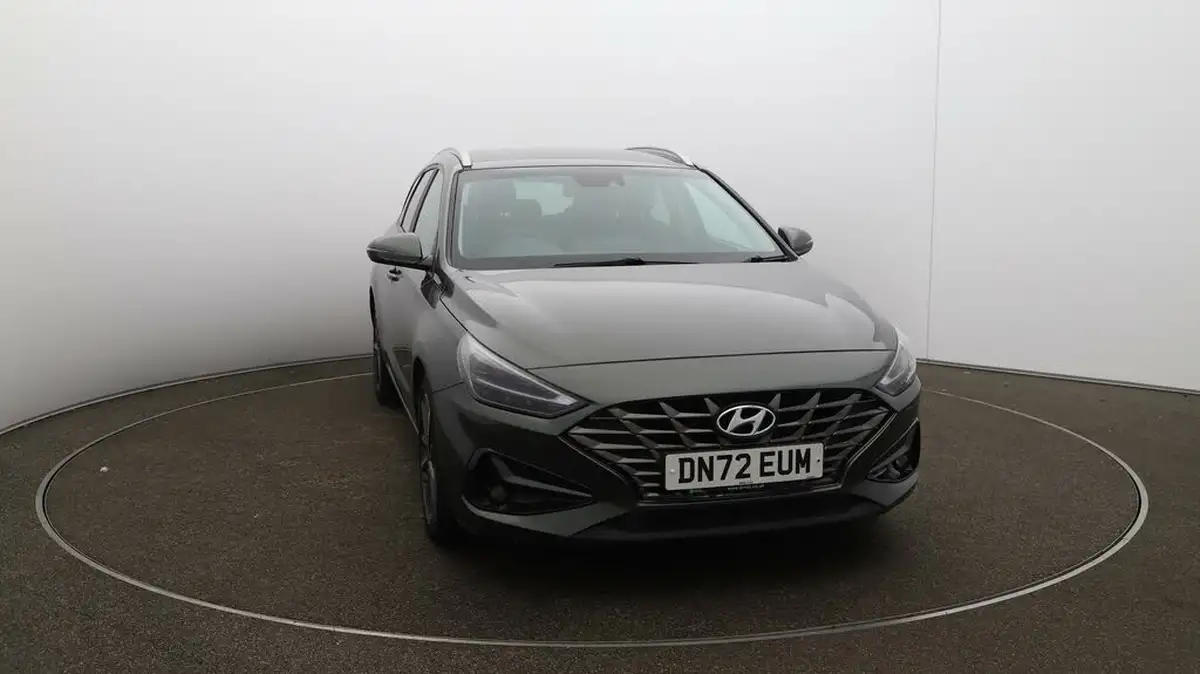 2022-hyundai-i30-10-t-gdi-premium-tourer-big-31