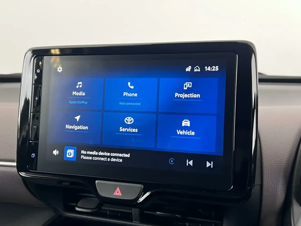 2023-toyota-yaris-cross-15-vvt-i-excel-awd-i-big-22