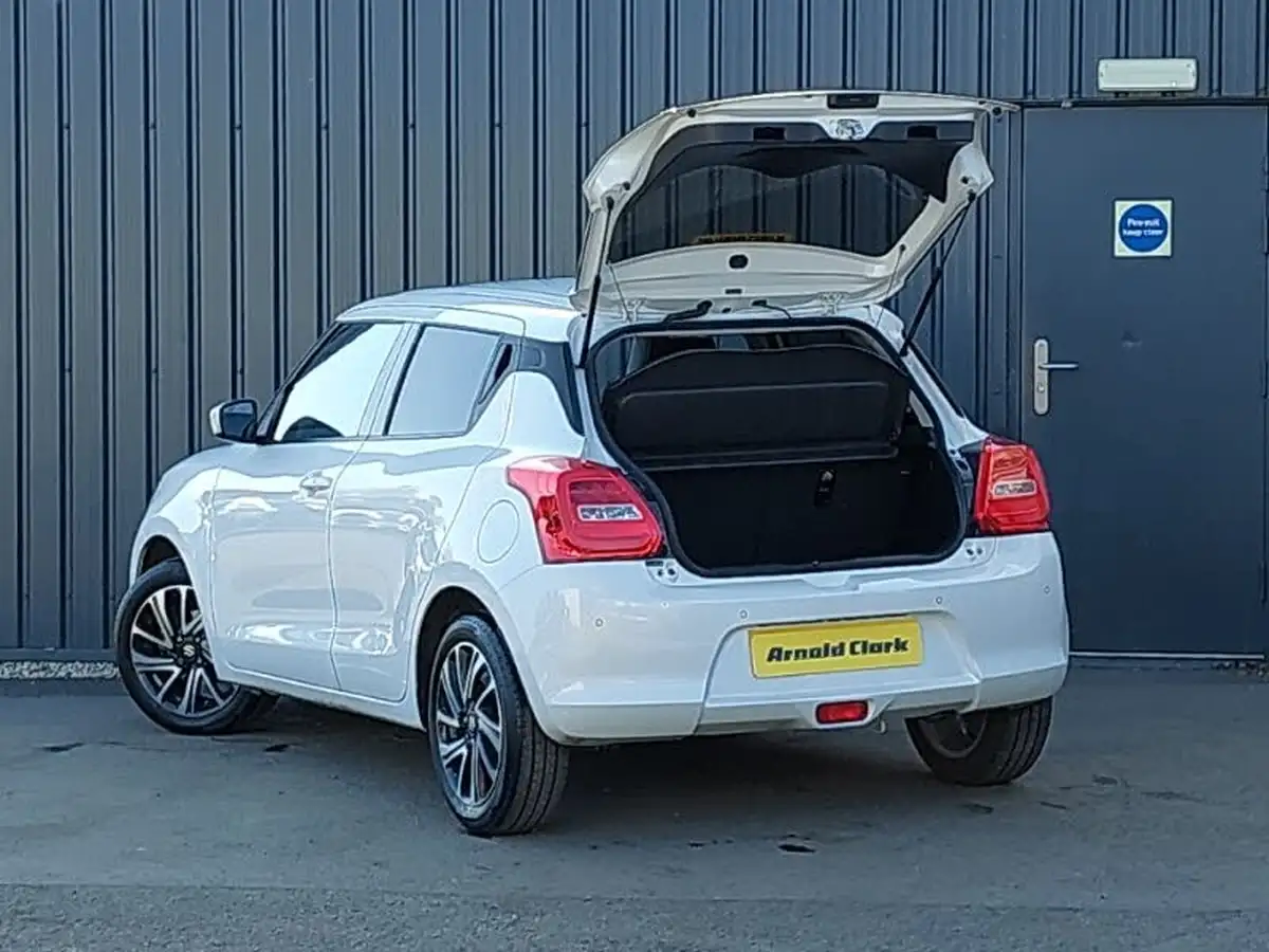 2024-suzuki-swift-12-dualjet-sz5-big-11