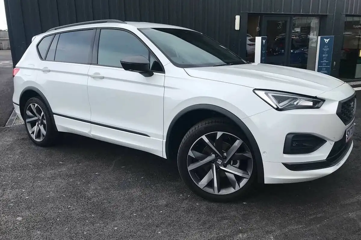 2023-seat-tarraco-15-ecotsi-fr-sport-dsg-big-0
