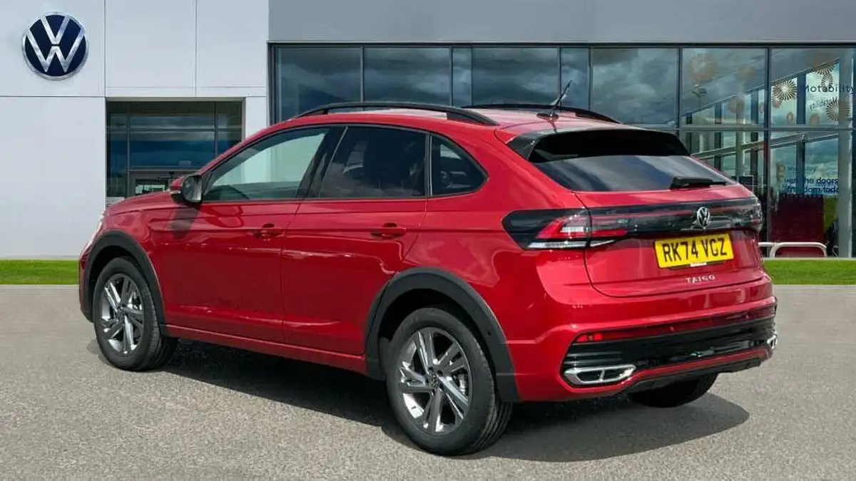 2024-volkswagen-taigo-15-tsi-r-line-big-2