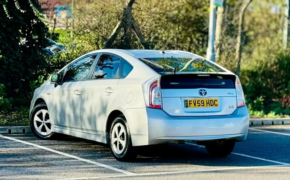 2009-toyota-prius-18-vvt-i-t3-big-7