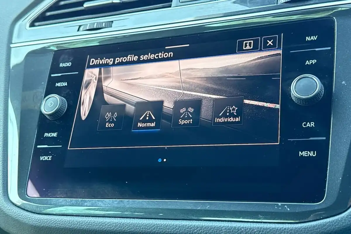 2023-volkswagen-tiguan-15-tsi-r-line-edition-big-32