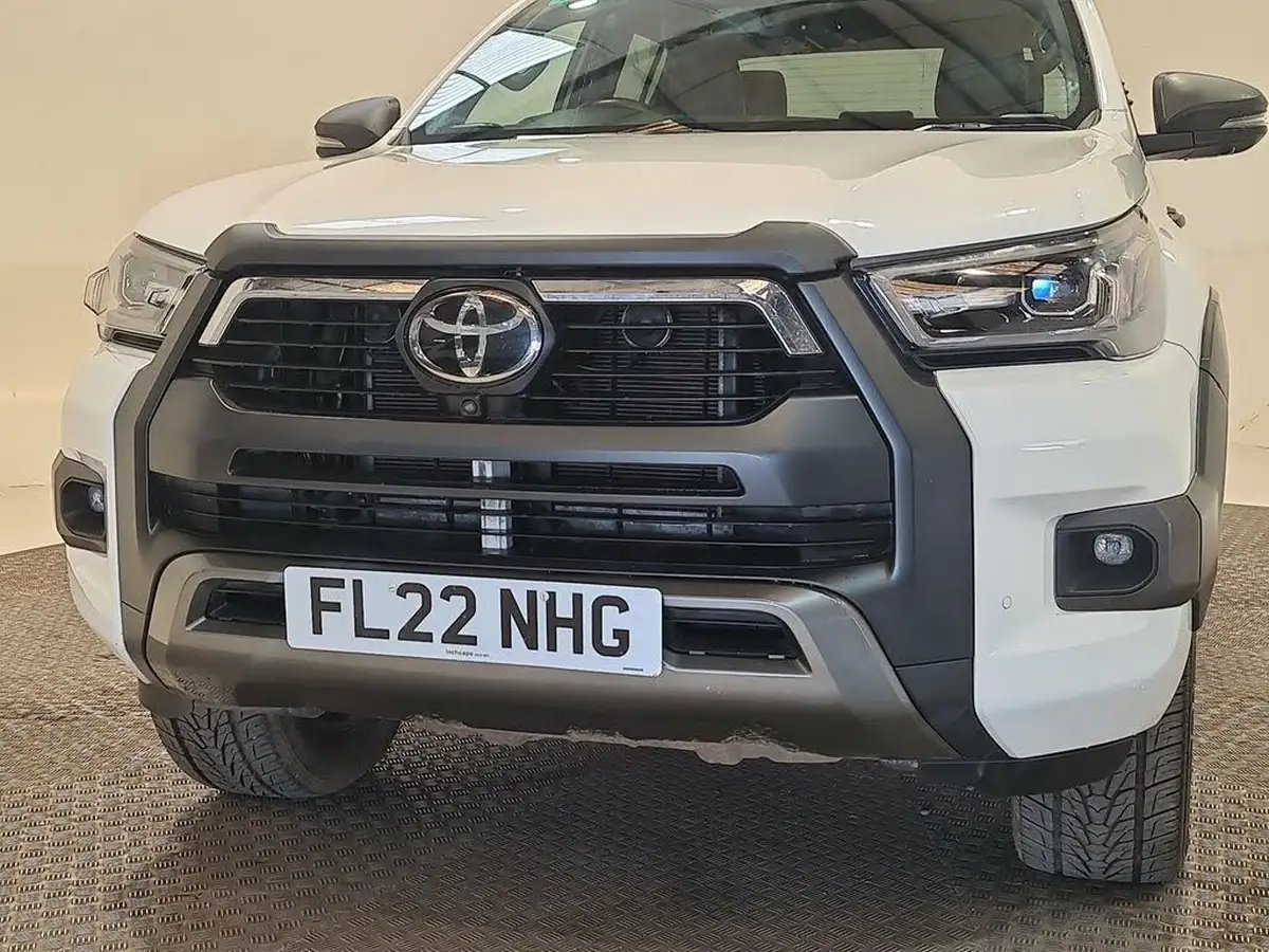 2022-toyota-hi-lux-28d-4d-invincible-x-204hpeu6d-2755cc-auto-big-12
