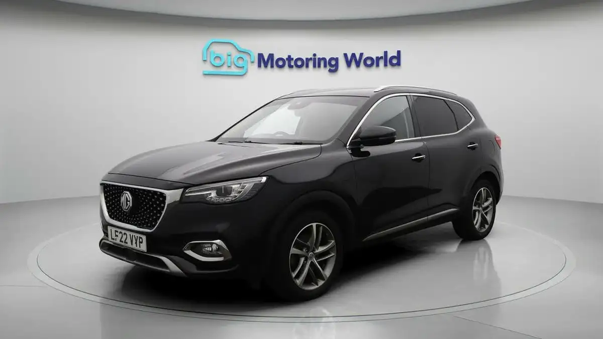 2022-mg-hs-15t-gdi-exclusive-162ps-dct-big-3