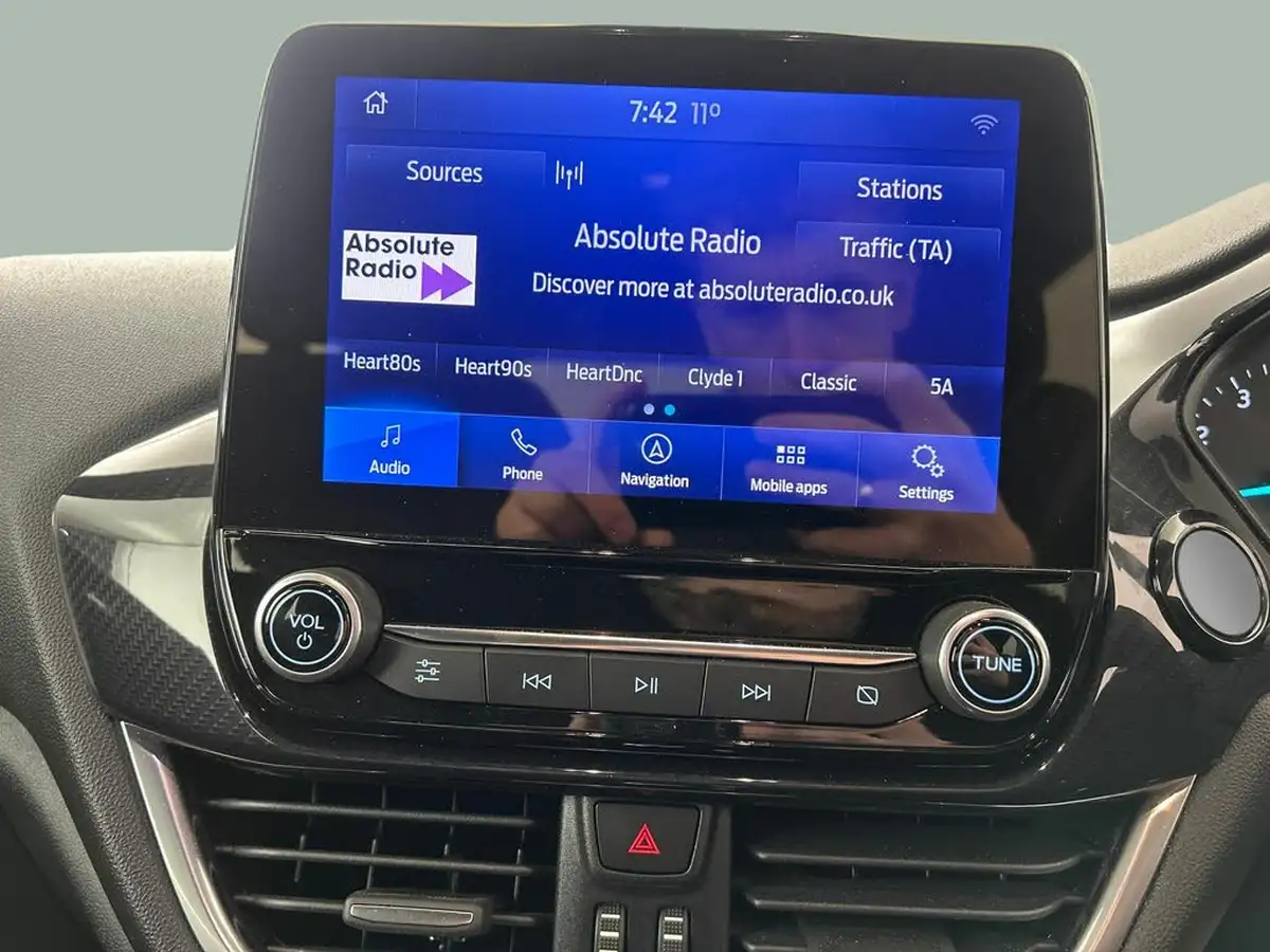2020-ford-fiesta-10t-st-line-edition-155ps-hybrid-mhev-5d-big-16
