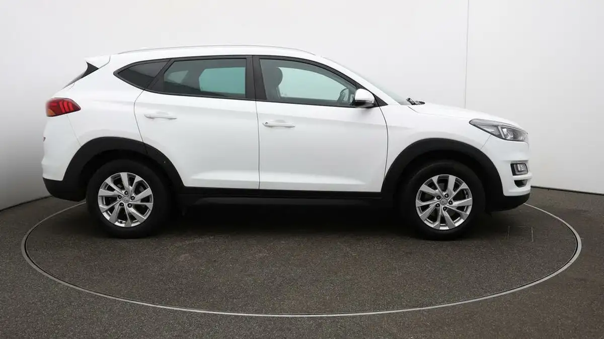 2019-hyundai-tucson-big-39