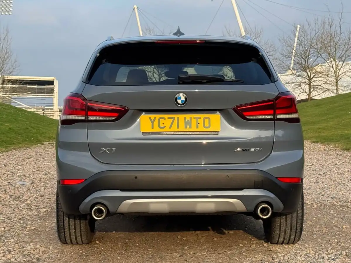 2021-bmw-x1-20-xdrive20i-xline-big-5