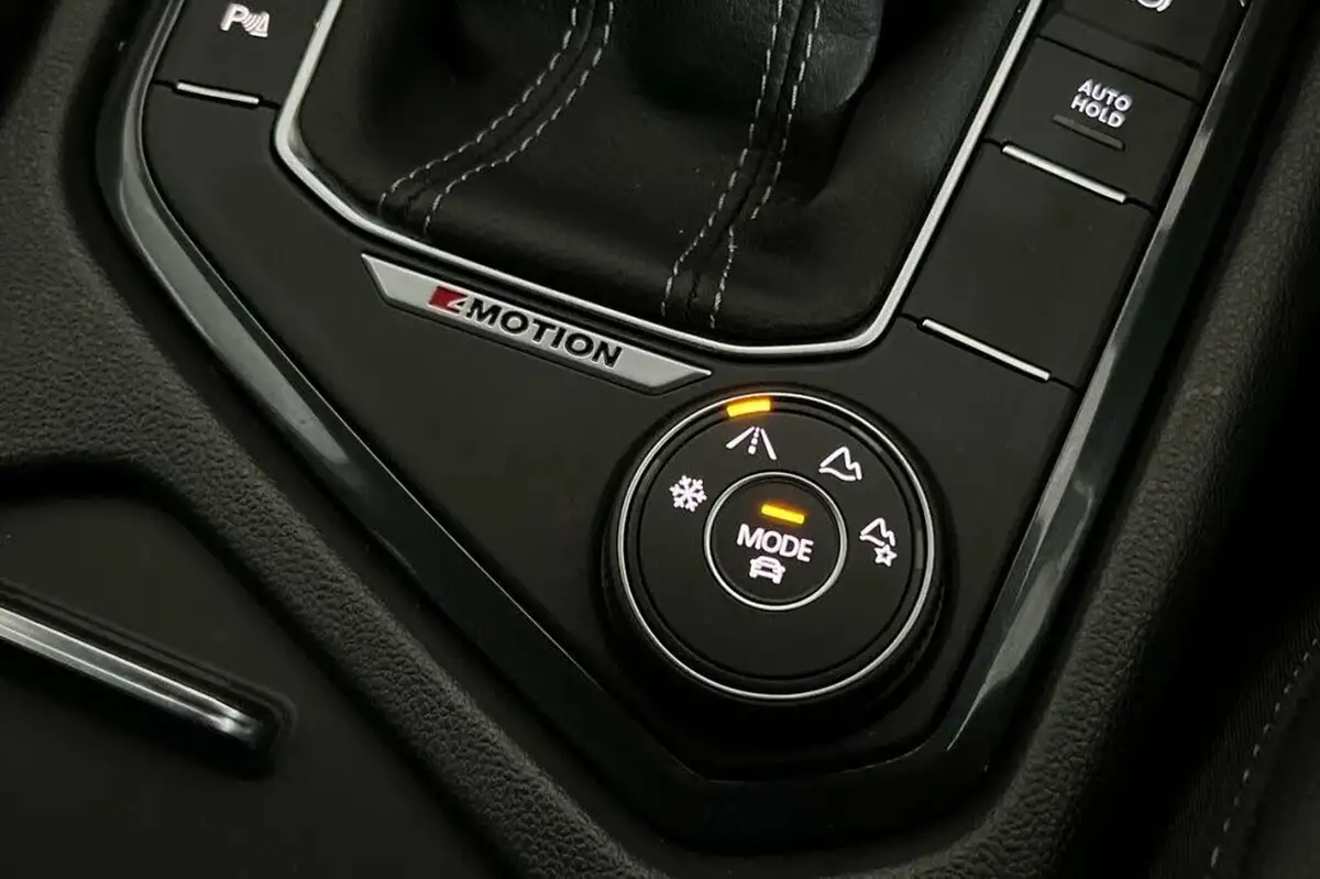 2021-volkswagen-tiguan-20tdi-r-line-150ps-4motion-big-19