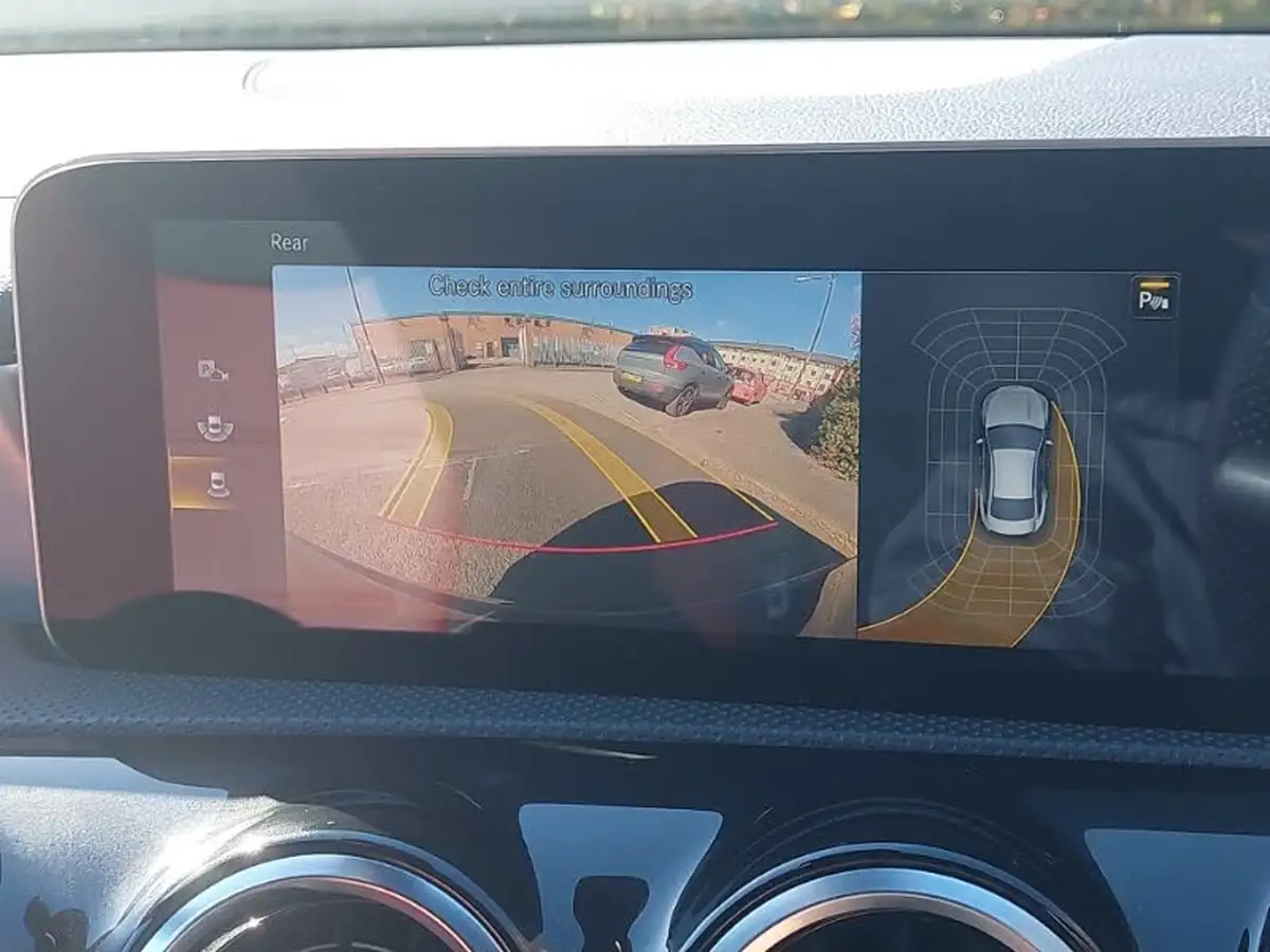 2019-mercedes-benz-cla-13-cla-200-amg-line-coupe-4d-7g-dct-big-15