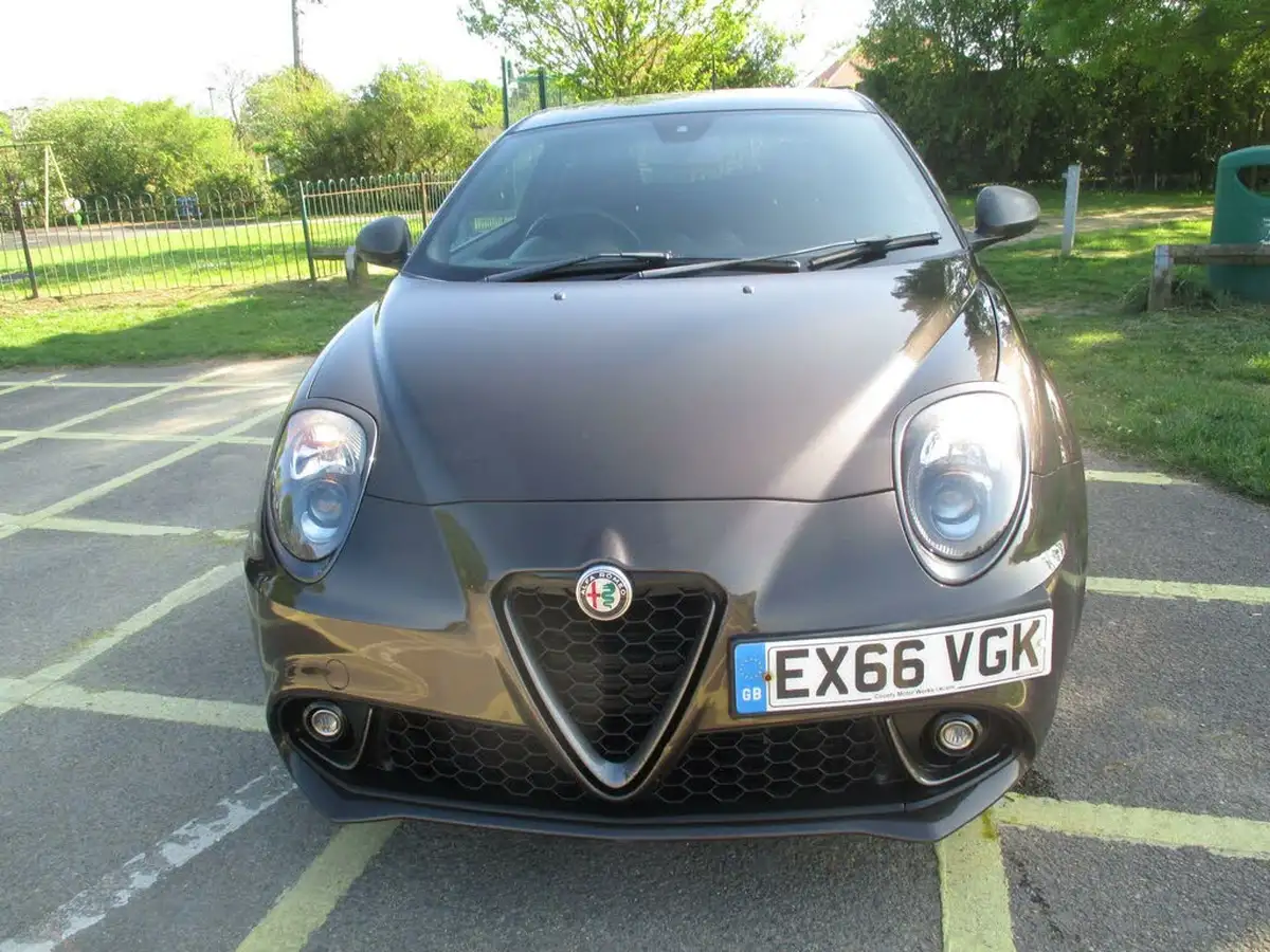 2016-alfa-romeo-mito-13jtdm-2-speciale-big-16