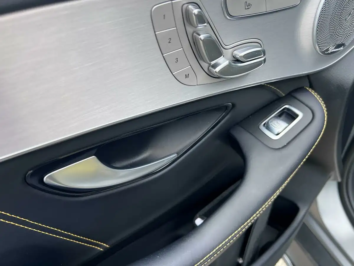 2018-mercedes-benz-glc-class-40-glc-amg-63-s-edition-1-510ps-station-wagon-5d-big-53