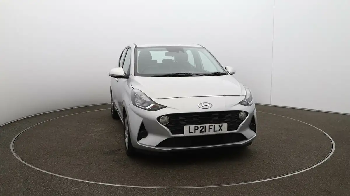 2021-hyundai-i10-10-se-connect-big-34