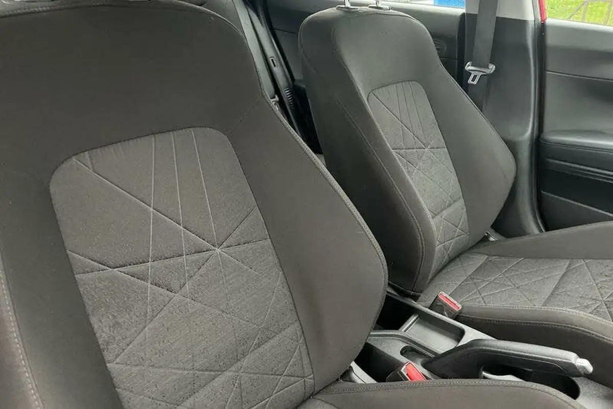 2022-hyundai-bayon-10-t-gdi-se-connect-dct-big-16
