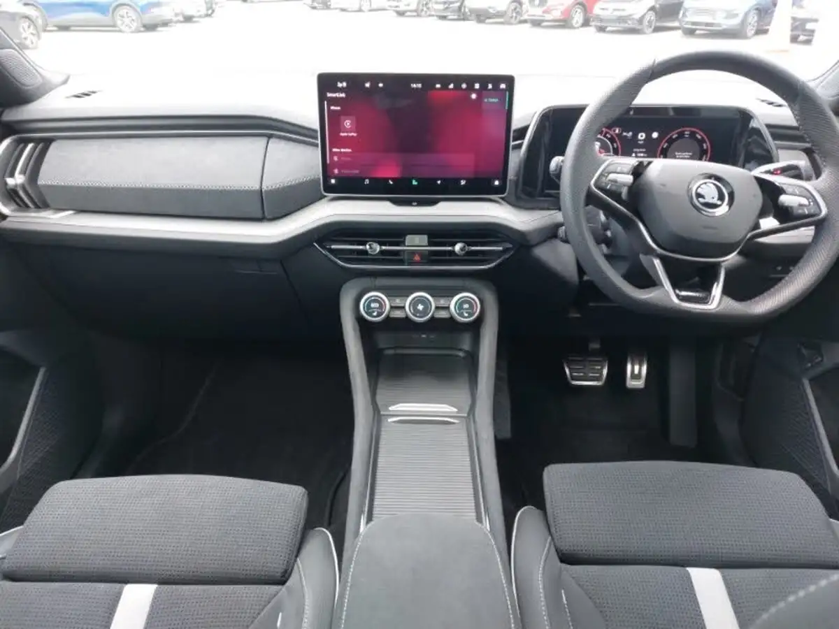 2025-skoda-kodiaq-15-tsi-sportline-204ps-iv-5-big-2