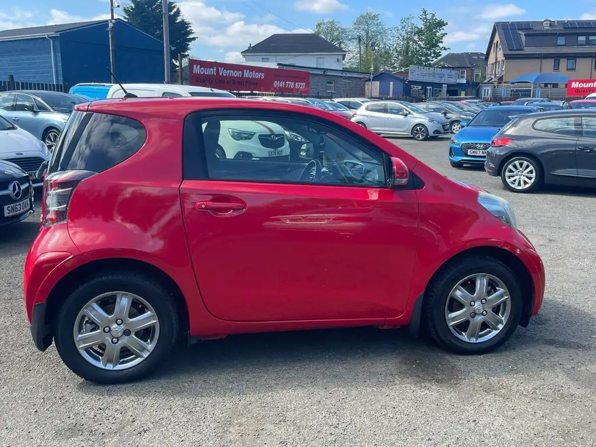 2013-toyota-iq-10-big-5