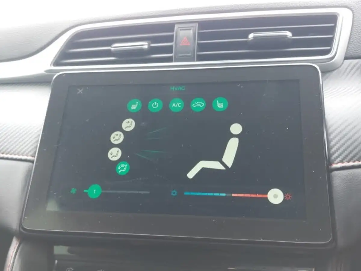 2024-mg-zs-suv-15-vti-tech-exclusive-big-15