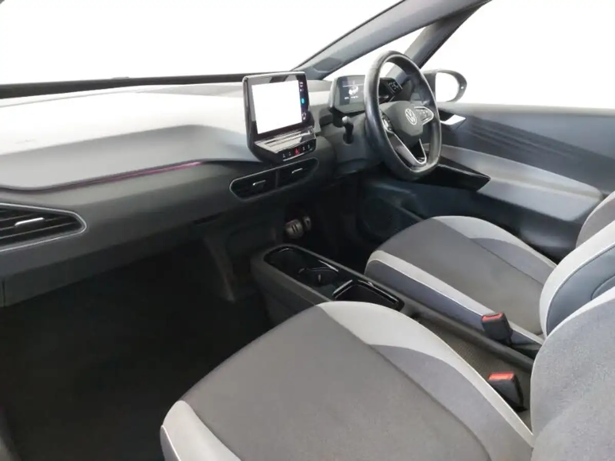 2022-volkswagen-id3-e-family-204ps-performance-big-4