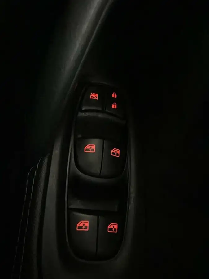 2018-nissan-qashqai-13-dig-t-n-connecta-160ps-big-31